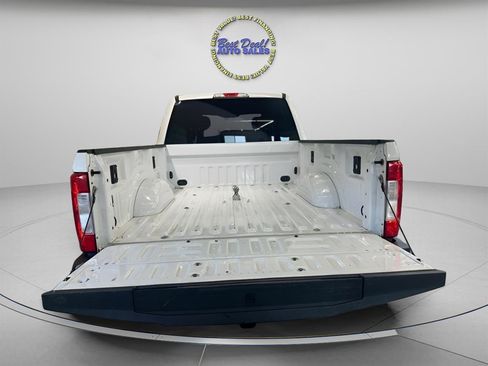 Used 2017 Ford F250 XLT w/ XLT Value Package AWD/4WD image 5