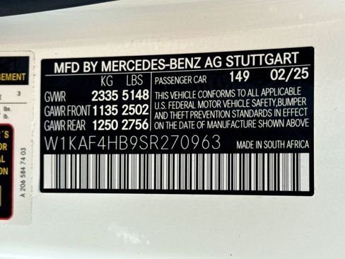 Used 2025 Mercedes-Benz C 300 4MATIC Sedan image 31