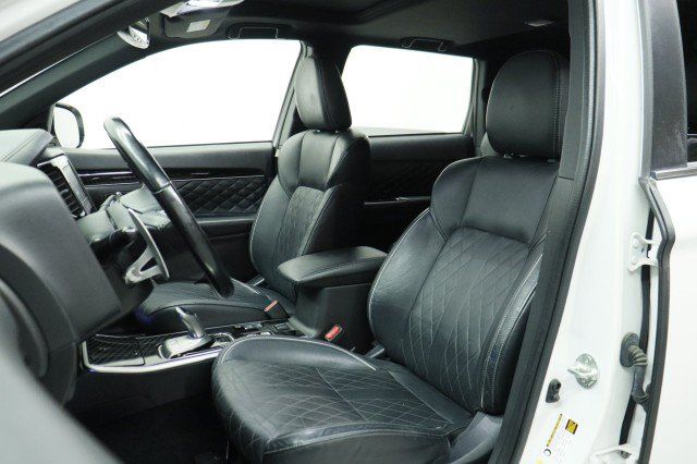 Used 2020 Mitsubishi Outlander GT AWD/4WD image 8