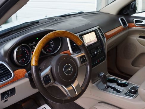 Used 2012 Jeep Grand Cherokee Overland image 44