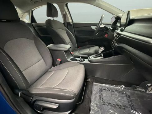 Used 2024 Kia Forte LXS w/ LXS Technology Package FWD image 20