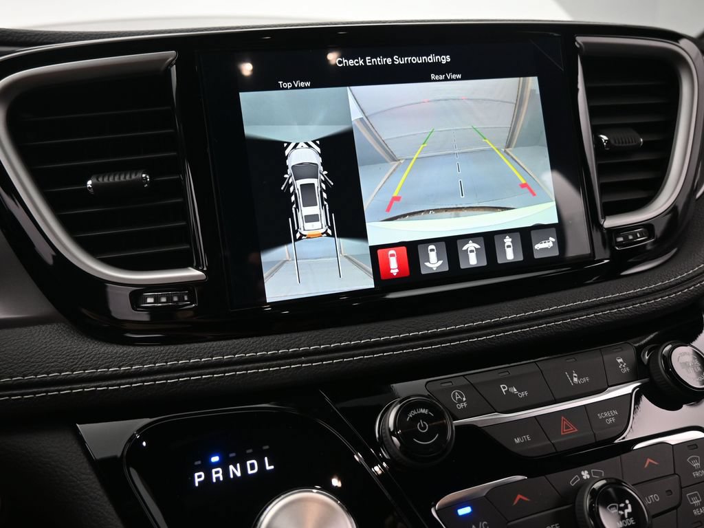 New 2026 Chrysler Pacifica Select FWD image 35