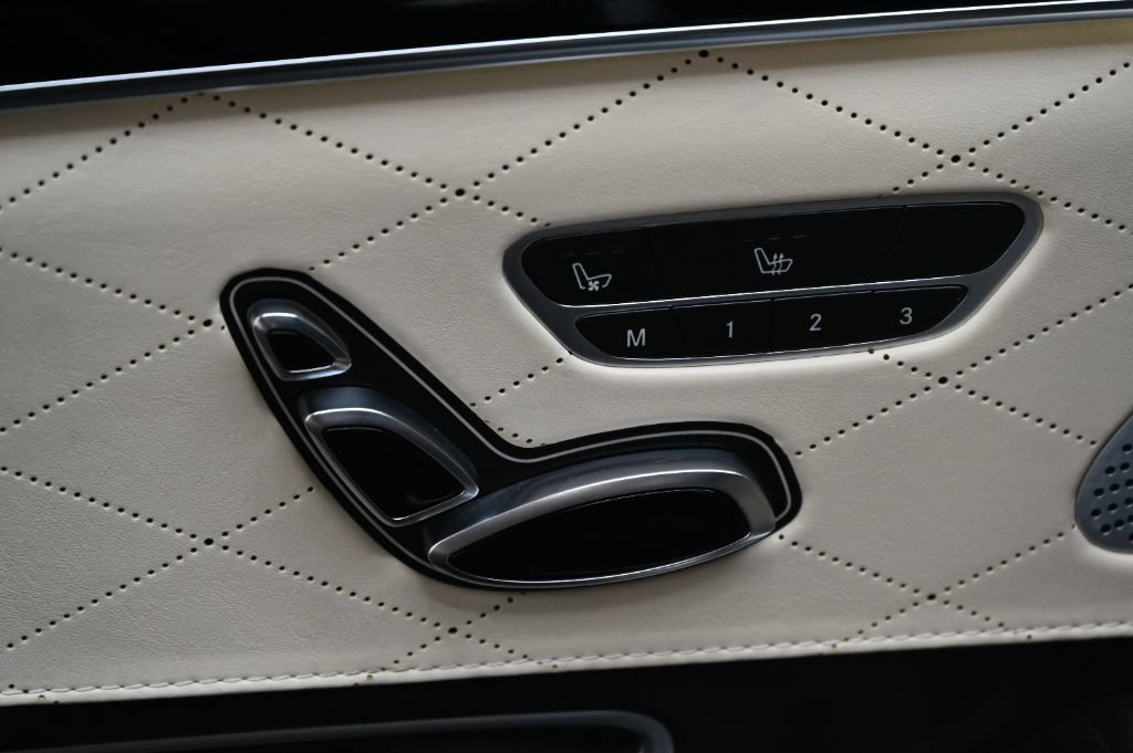 Used 2015 Mercedes-Benz S 65 AMG Sedan image 41