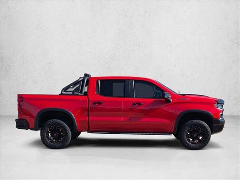 Used 2023 Chevrolet Silverado 1500 ZR2 w/ Technology Package image 4