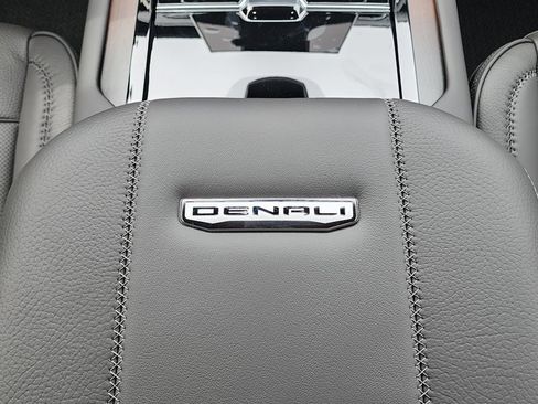 New 2026 GMC Yukon Denali AWD/4WD image 41