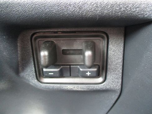 Used 2025 Ford Expedition Max Active AWD/4WD image 22