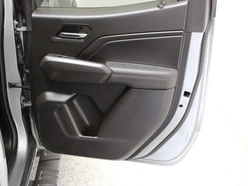 Used 2023 GMC Canyon Elevation w/ Elevation Premium Package RWD image 32