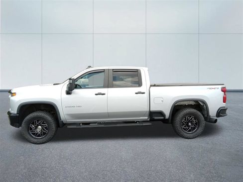 Used 2023 Chevrolet Silverado 2500 Custom w/ Custom Value Package AWD/4WD image 2
