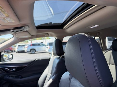 Used 2023 Subaru Outback Limited image 41