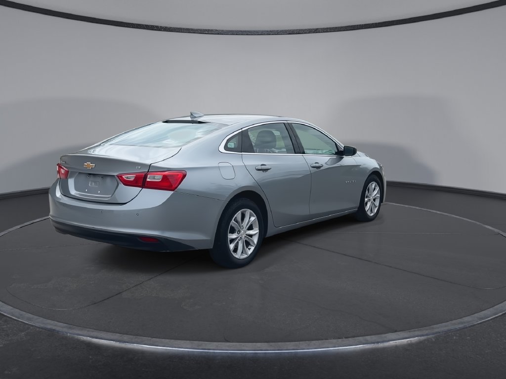 Used 2025 Chevrolet Malibu LT FWD image 8