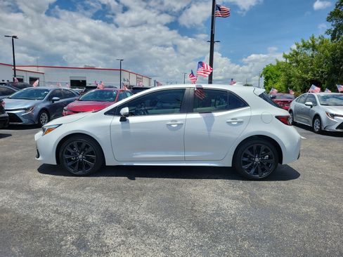 Used 2025 Toyota Corolla XSE FWD image 7