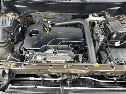 Certified 2024 Chevrolet Equinox LT w/ LPO, Floor Liner Package FWD image 10