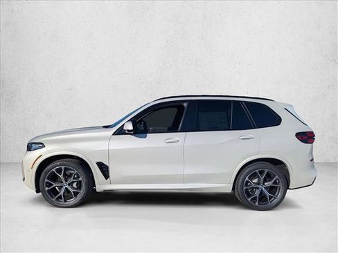 Used 2026 BMW X5 sDrive40i w/ M Sport Package RWD image 5