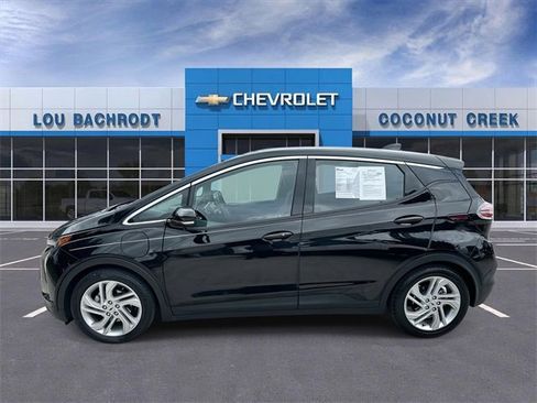 Used 2023 Chevrolet Bolt LT image 5