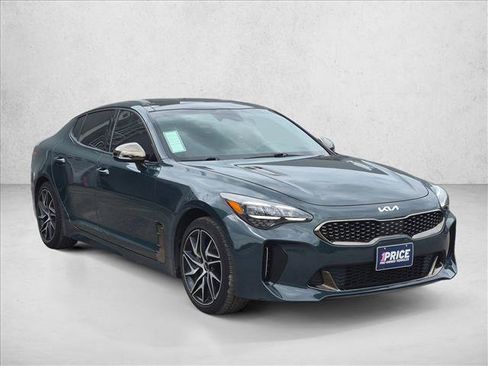 Used 2023 Kia Stinger GT-Line w/ Sun & Sound Package RWD image 2