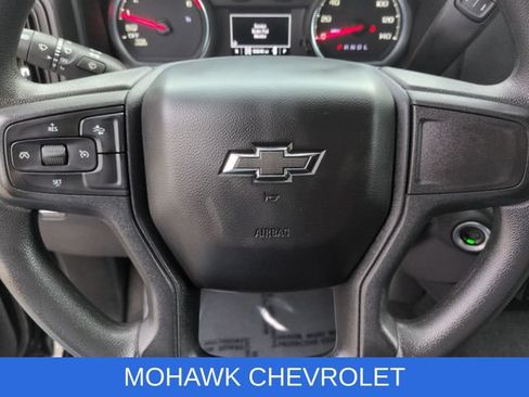 Used 2022 Chevrolet Silverado 1500 Custom Trail Boss AWD/4WD image 11
