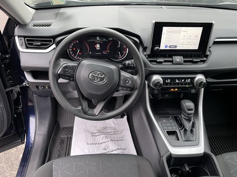 Certified 2025 Toyota RAV4 XLE AWD/4WD image 12