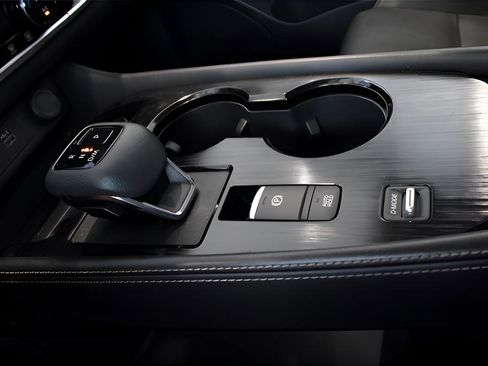 Used 2023 Nissan Rogue SL w/ SL Premium Package image 23