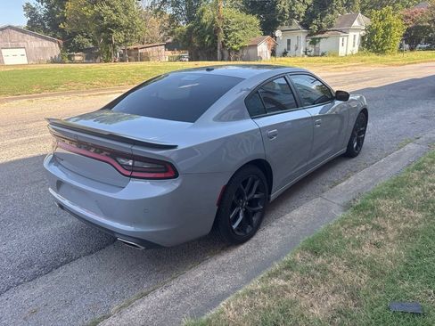 Used 2021 Dodge Charger SXT w/ Blacktop Package RWD image 6