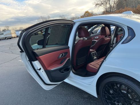 Used 2023 BMW 330i xDrive Sedan w/ Driving Assistance Package image 18