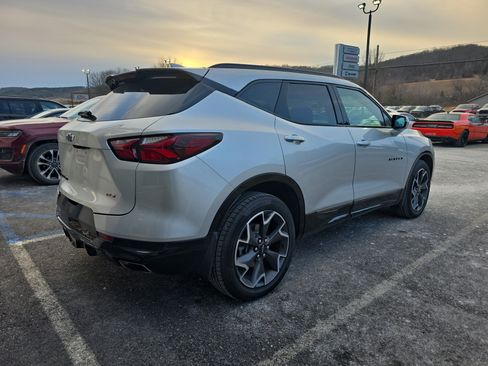 Used 2022 Chevrolet Blazer RS w/ Enhanced Convenience Package image 3