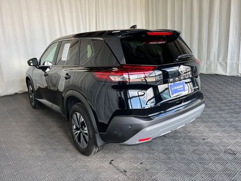 Used 2023 Nissan Rogue SV AWD/4WD image 28