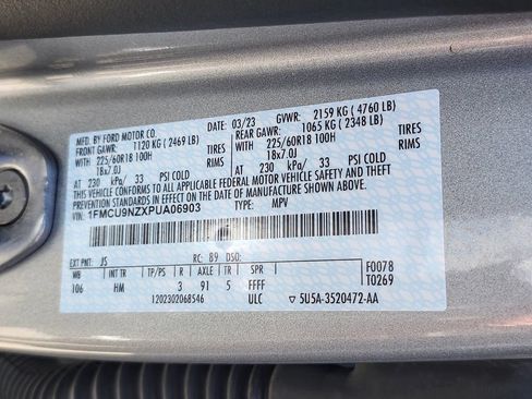 Used 2023 Ford Escape ST-Line Select AWD/4WD image 35