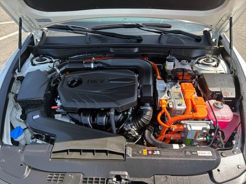 Used 2025 Hyundai Sonata SEL image 35