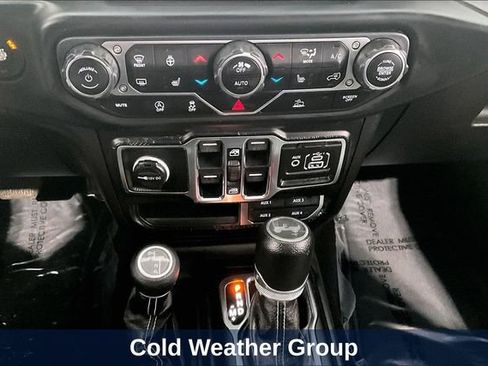 Used 2023 Jeep Wrangler Unlimited Sahara w/ Cold Weather Group AWD/4WD image 22
