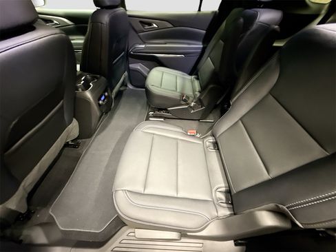 New 2026 Chevrolet Traverse LT image 24