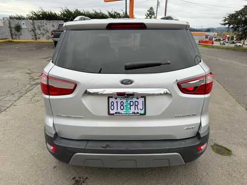 Used 2021 Ford EcoSport Titanium image 10