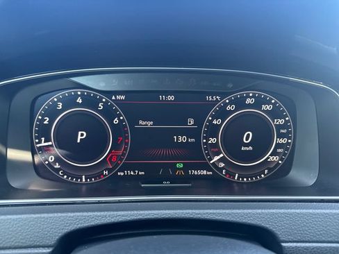 Used 2019 Volkswagen Golf R 4-Door AWD/4WD image 21