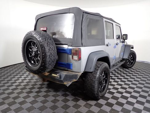 Used 2016 Jeep Wrangler Unlimited Sport AWD/4WD image 13