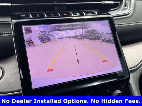 Used 2025 Jeep Grand Cherokee L Limited w/ Black Appearance Package RWD image 17