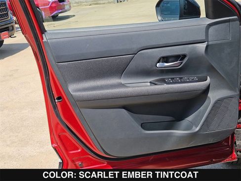 New 2026 Nissan Kicks SV image 14