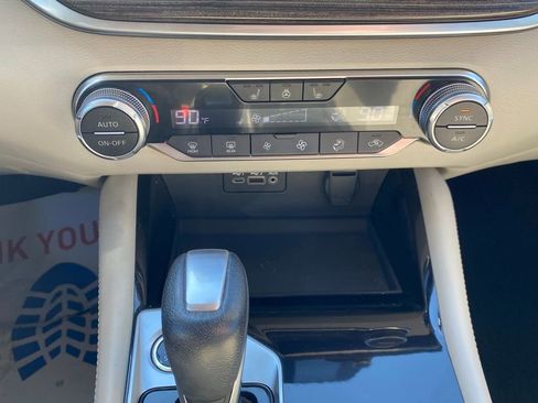 Used 2022 Nissan Altima 2.5 Platinum image 26