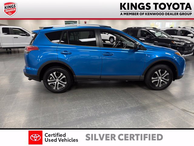 Used 2016 Toyota RAV4 LE FWD image 9