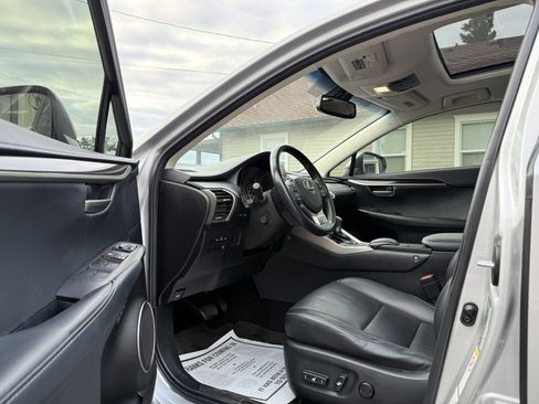 Used 2015 Lexus NX 300h AWD image 11