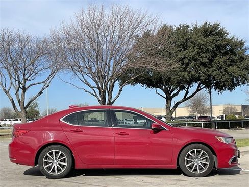 Used 2019 Acura TLX image 3