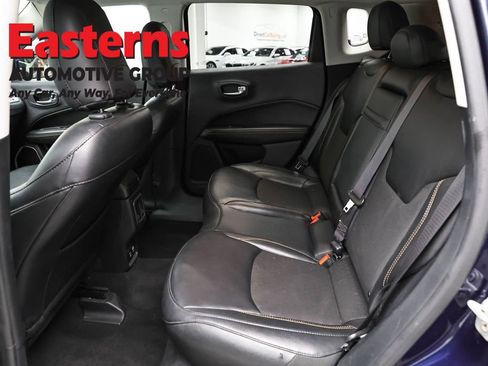 Used 2019 Jeep Compass Latitude FWD image 21
