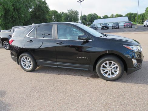 Used 2021 Chevrolet Equinox LT image 14