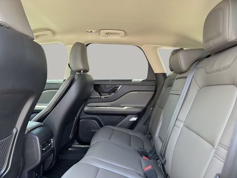 Used 2023 Lincoln Corsair FWD image 17