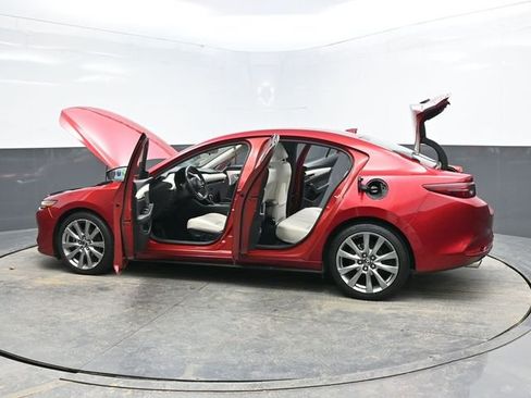 Used 2019 MAZDA MAZDA3 AWD Sedan w/ Premium Package image 35