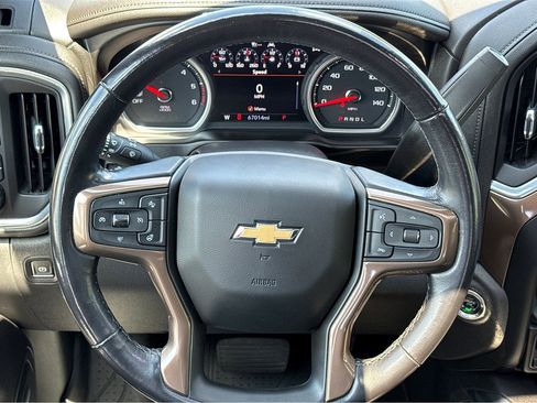 Certified 2021 Chevrolet Silverado 1500 High Country w/ Technology Package image 16