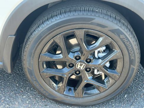 Certified 2024 Honda HR-V Sport image 12