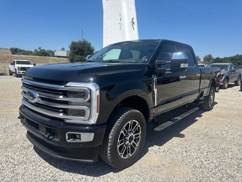 Used 2025 Ford F250 Platinum w/ Platinum Plus Package AWD/4WD image 1