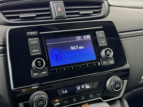 Used 2019 Honda CR-V LX image 17