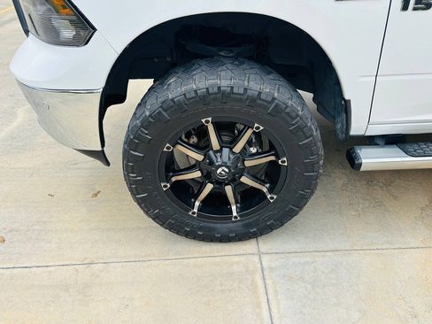 Used 2017 RAM 1500 Lone Star RWD image 32