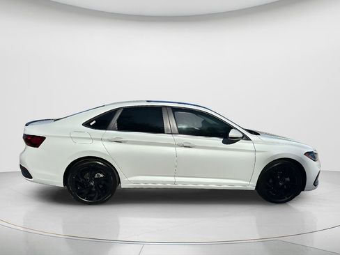 New 2026 Volkswagen Jetta SE image 14