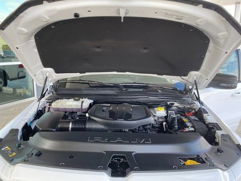 Used 2025 RAM 1500 Big Horn image 33